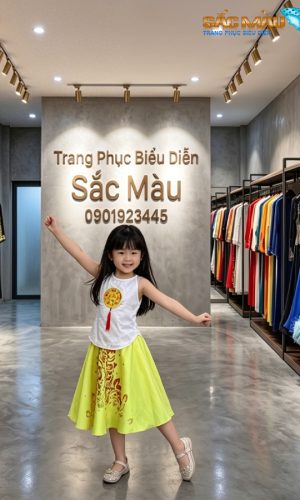 yếm trắng váy vàng trẻ em